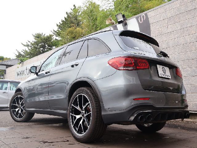 MERCEDES AMG GLCclass