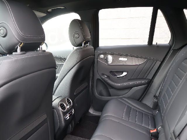 MERCEDES AMG GLCclass