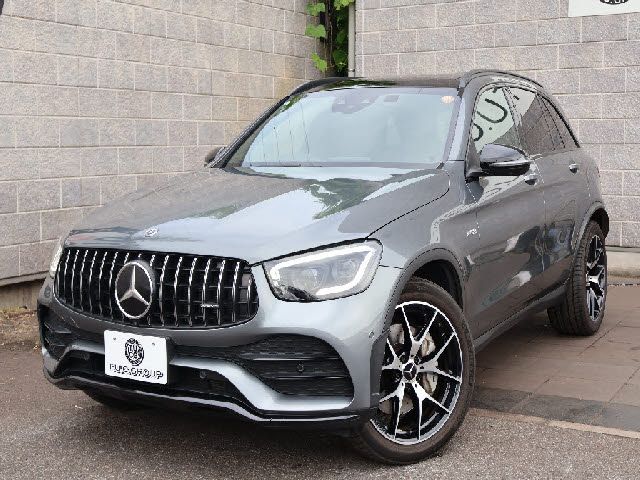 MERCEDES AMG GLCclass