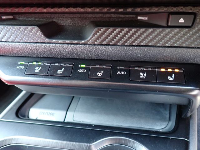 LEXUS UX200