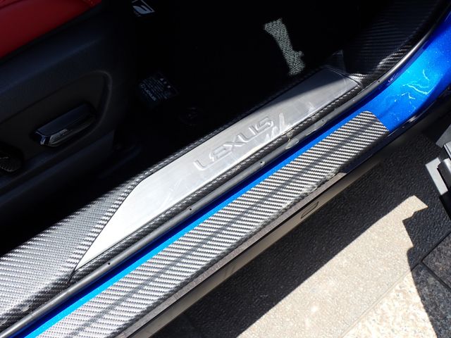 LEXUS UX200