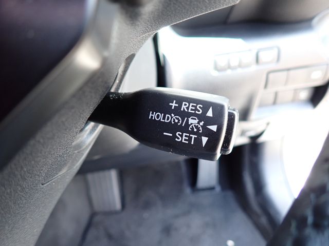 LEXUS IS300h