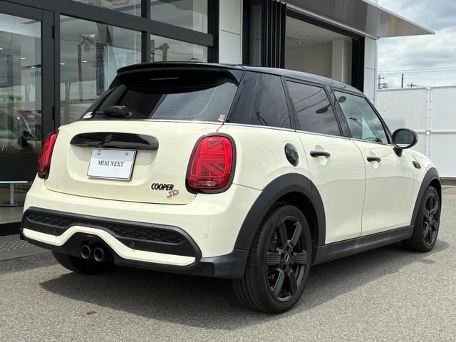 MINI COOPER SD 5DOOR