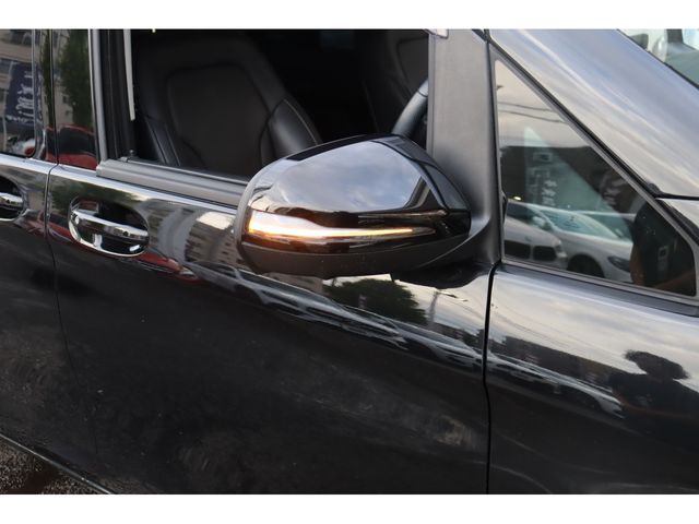 MERCEDES BENZ V-Class