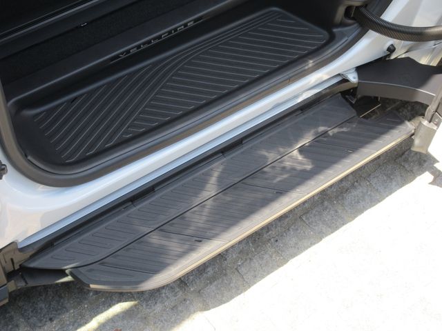 VELLFIRE HYBRID