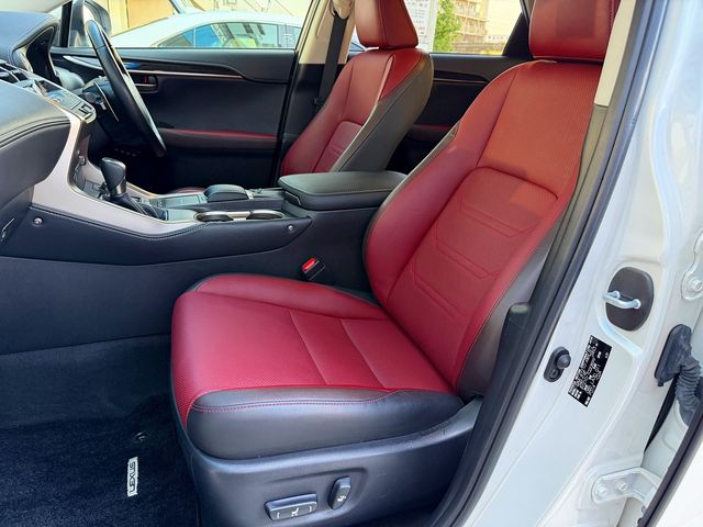 LEXUS NX300h
