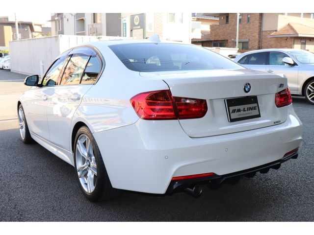 BMW 3 Series sedan