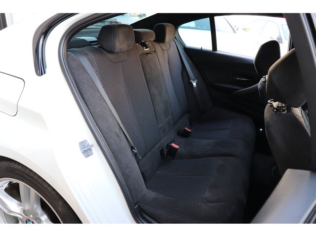 BMW 3 Series sedan