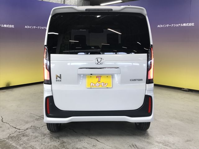 N-BOX CUSTOM