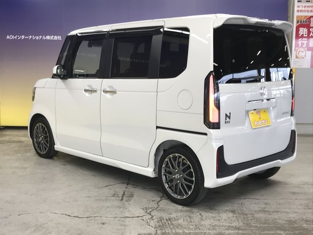 N-BOX CUSTOM