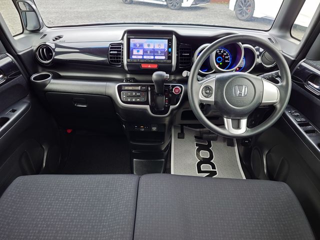 N-BOX CUSTOM