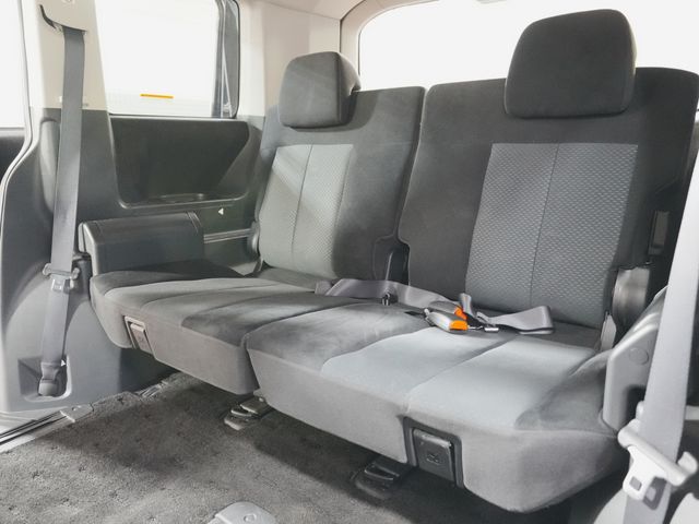 DELICA D:5 4WD