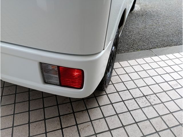 NV100 CLIPPER 4WD