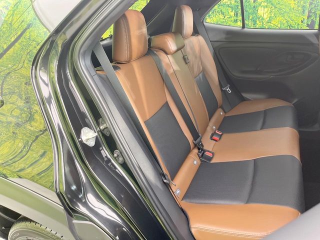 YARIS CROSS HYBRID