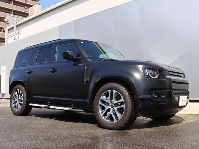 ROVER DEFENDER