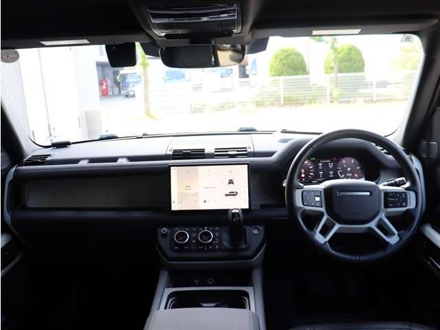 ROVER DEFENDER
