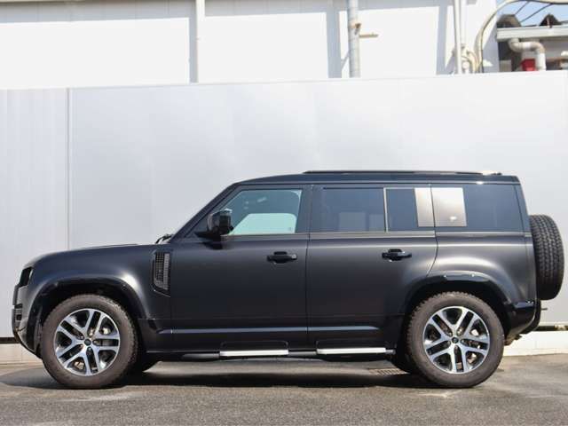 ROVER DEFENDER