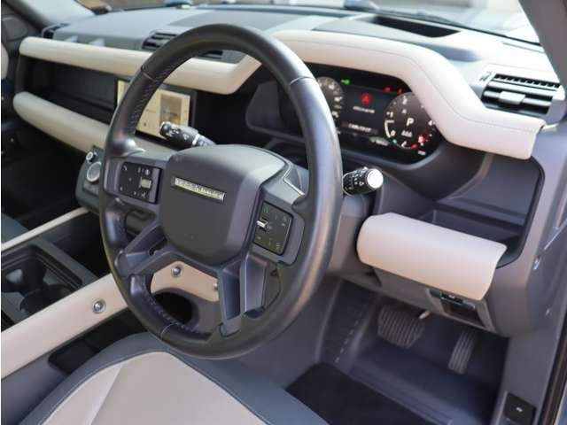 ROVER DEFENDER