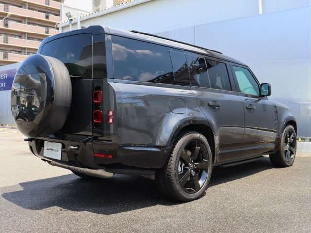 ROVER DEFENDER