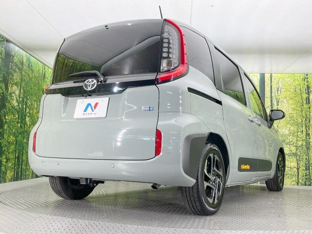 SIENTA HYBRID