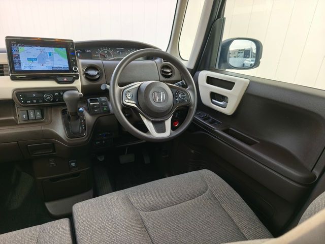 N-BOX