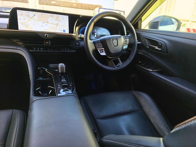 CROWN SPORT