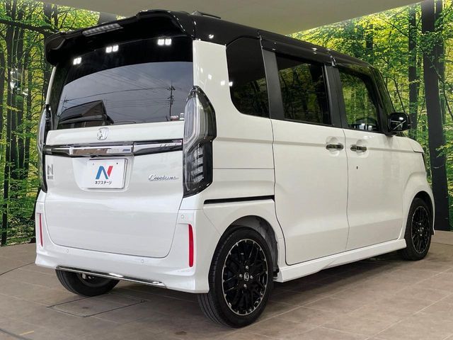 N BOX CUSTOM