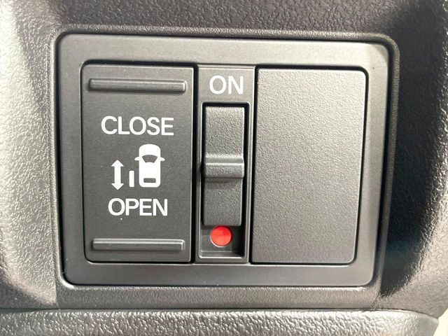 N BOX