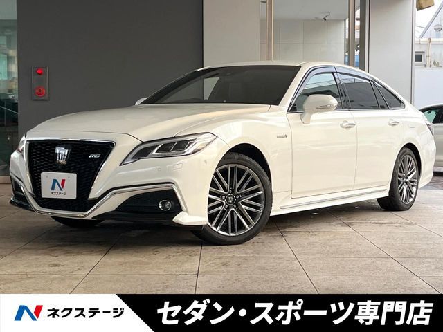 CROWN sedan hybrid 4WD