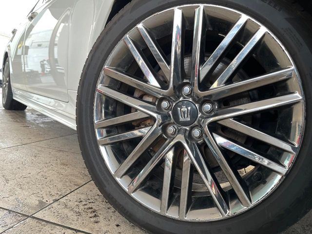 CROWN sedan hybrid 4WD