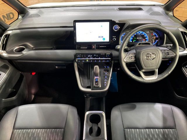 NOAH HYBRID