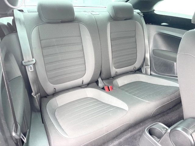 VOLKSWAGEN The BEETLE
