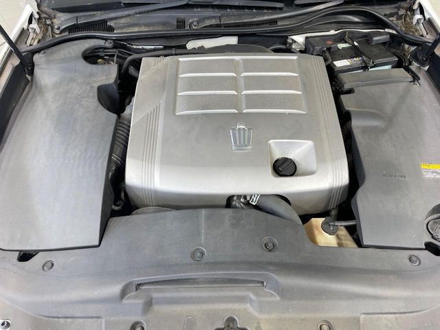 CROWN sedan