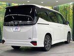 VOXY HYBRID