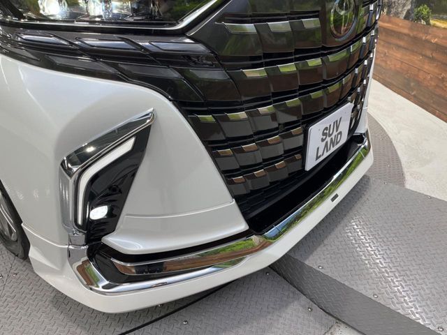 ALPHARD hybrid