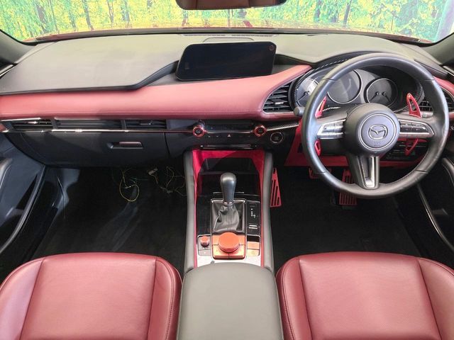MAZDA3 FASTBACK