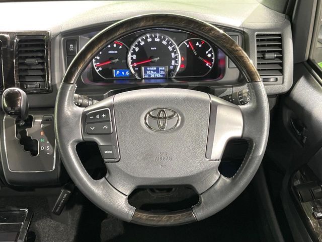 HIACE van 2WD