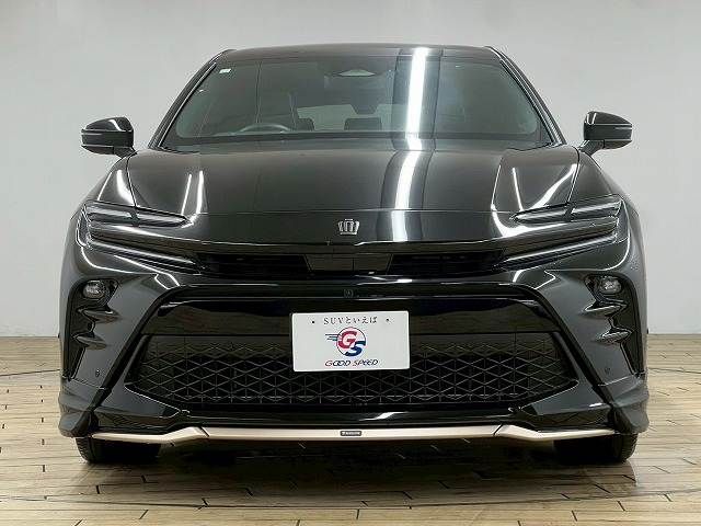 CROWN SPORT