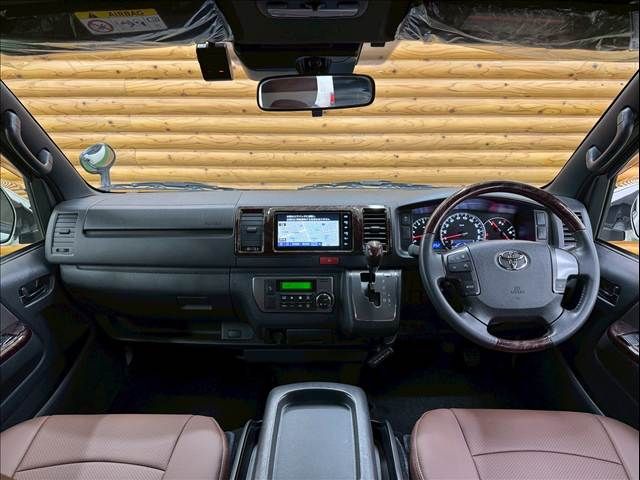 HIACE van 2WD