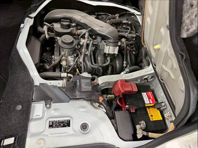 HIACE van 2WD