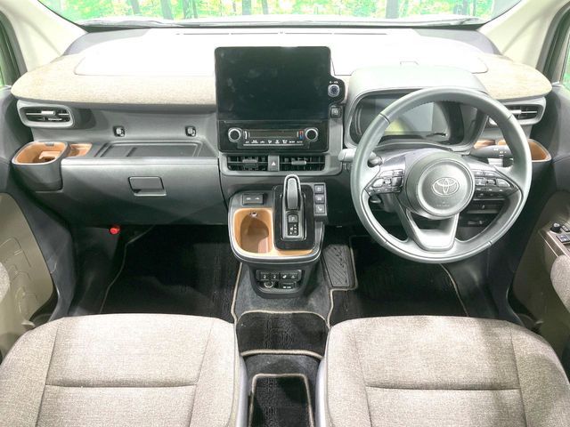 SIENTA HYBRID