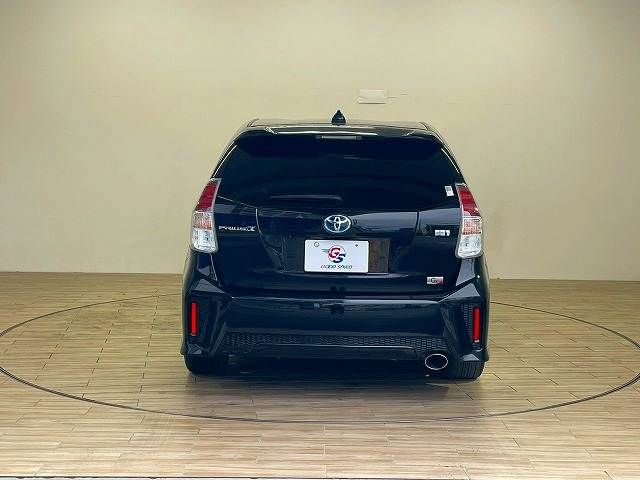 PRIUS Alpha