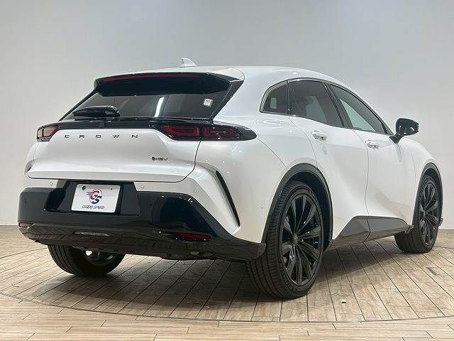 CROWN SPORT