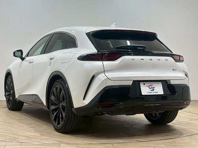 CROWN SPORT