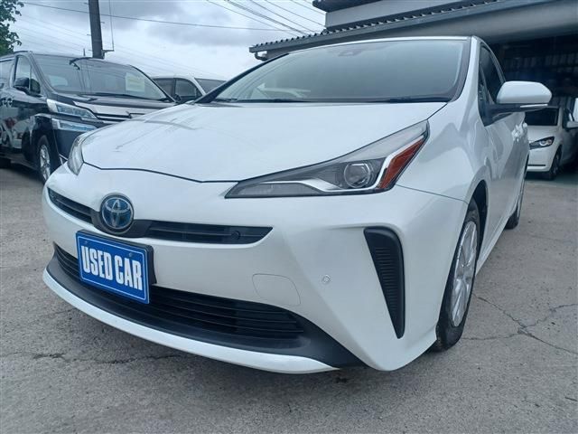 PRIUS 4WD