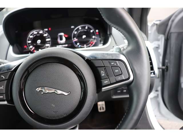JAGUAR  F type Coupe