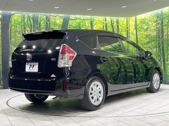 PRIUS Alpha