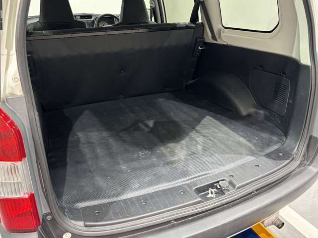 FAMILIA van 2WD
