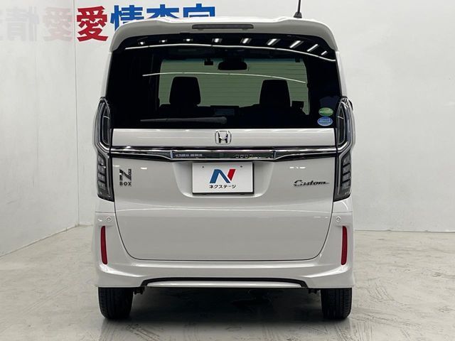 N-BOX CUSTOM