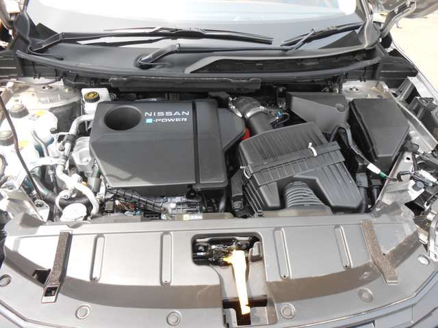 X-TRAIL HYBRID 4WD